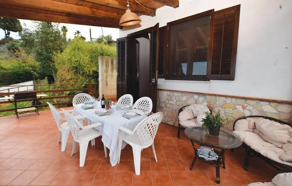 Case Vacanze Con Piscina Altavilla Milicia Italie